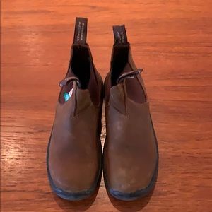 Steel toe B Tough Blundstones